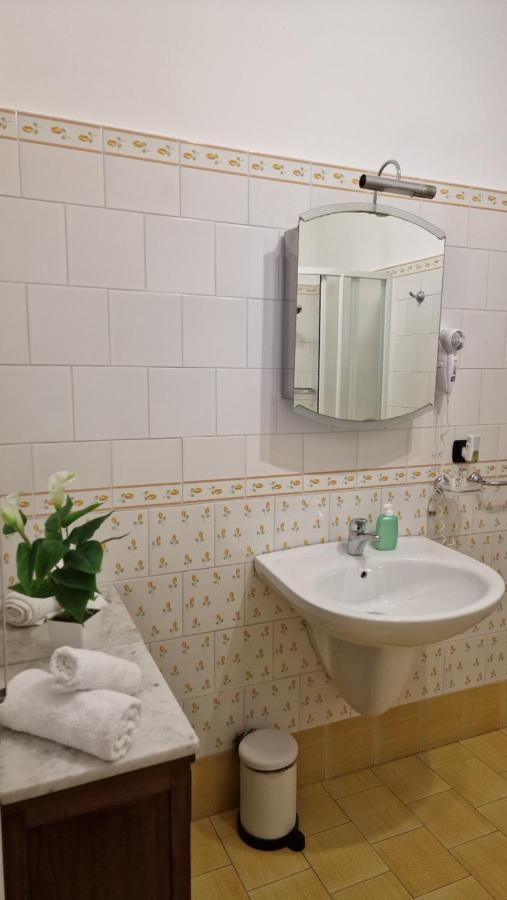 Vittoria Guest House ياتّيباليا المظهر الخارجي الصورة